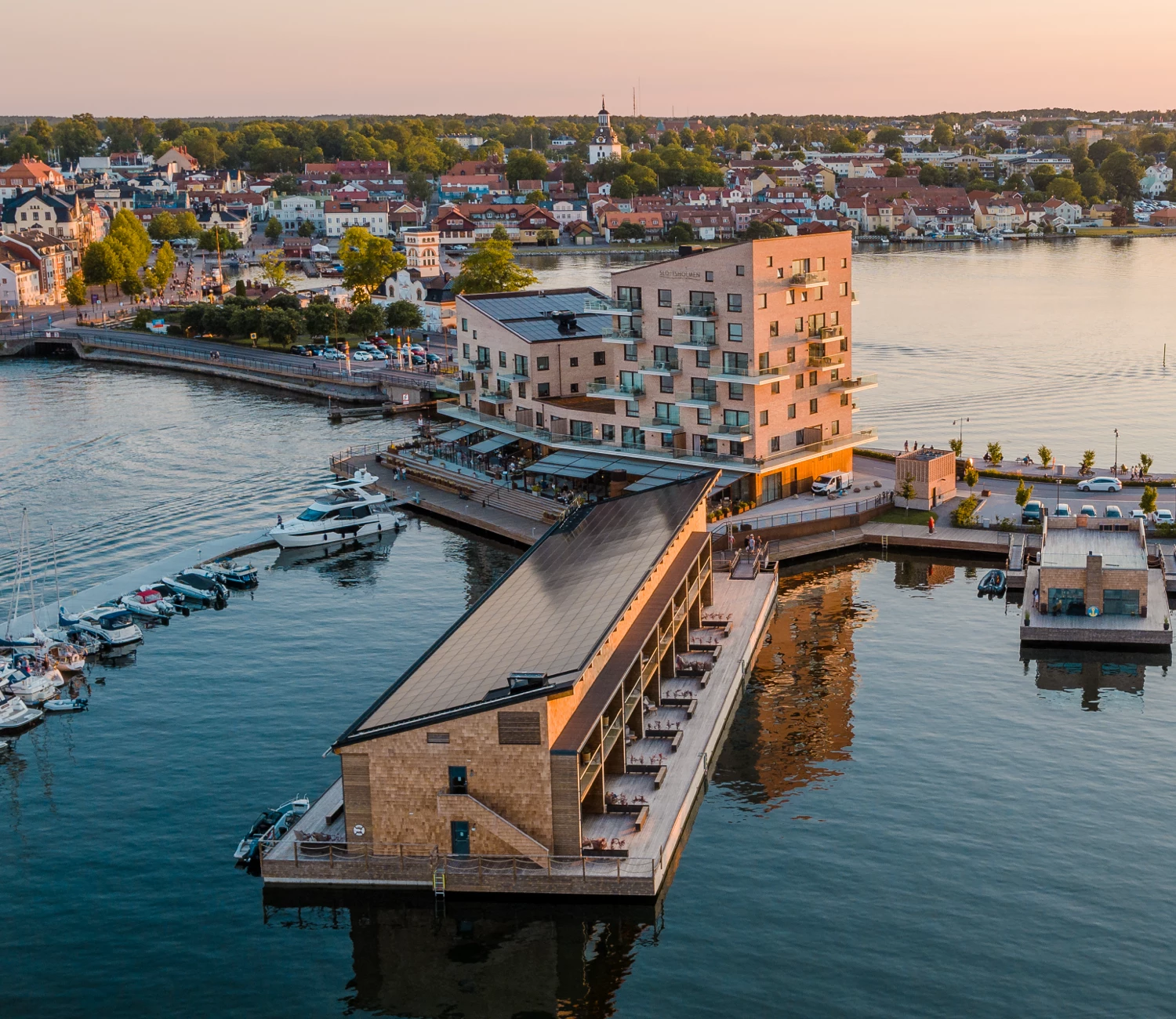 half-img-slottsholmen-1